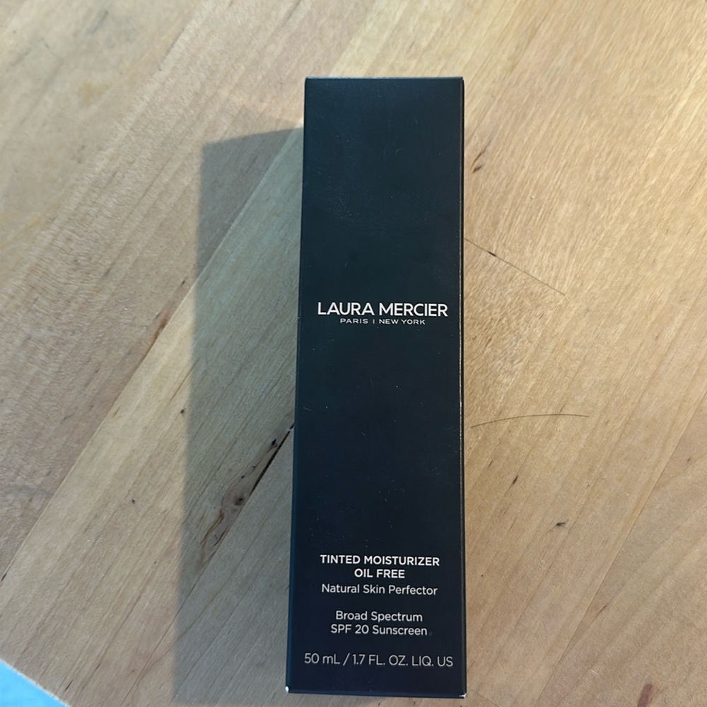 Laura Mercier Tinted Moisturizer